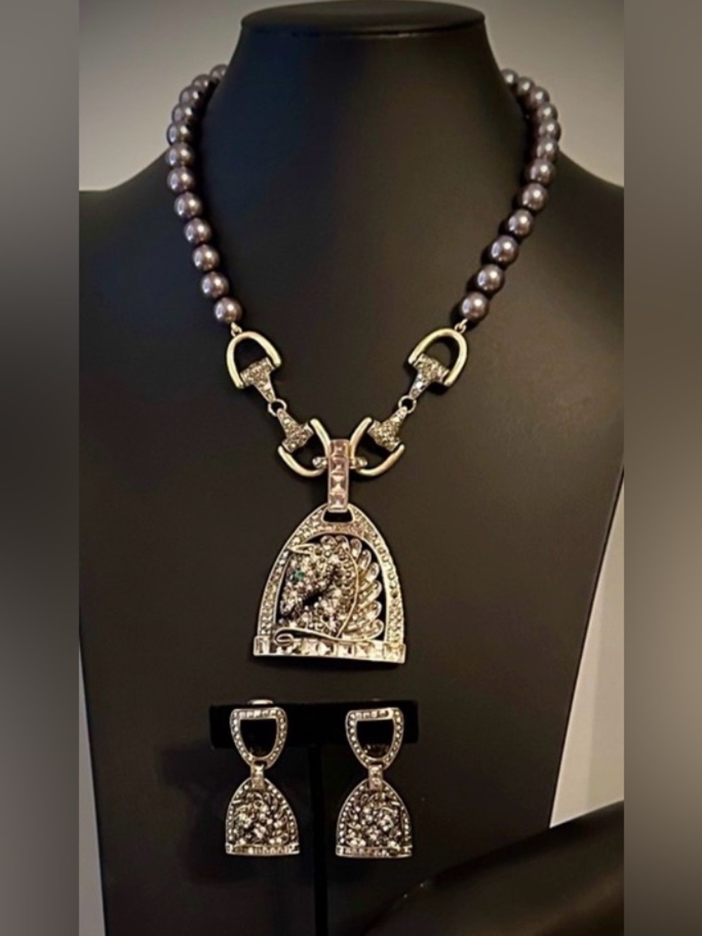 Heidi Daus “Chantilly Royale” Horse SET Necklace & Earrings Authentic